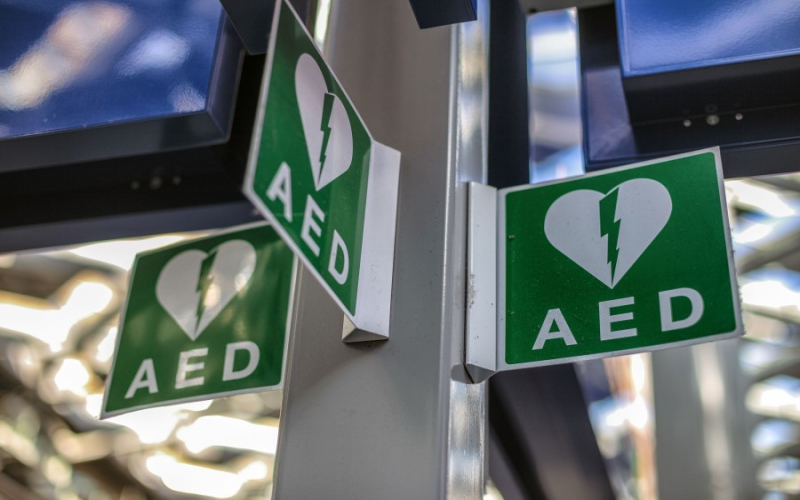 Aanbesteding aankoop AED's, wat komt erbij kijken?
