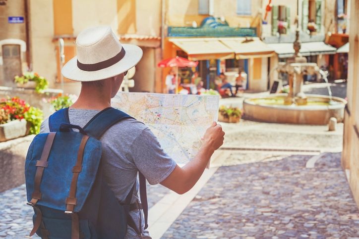 Waar vind je een AED op je vakantieadres?