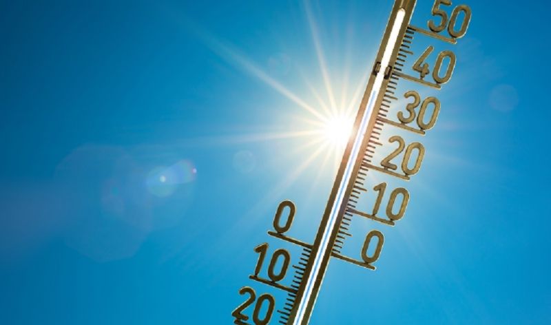 AED kast zomertest