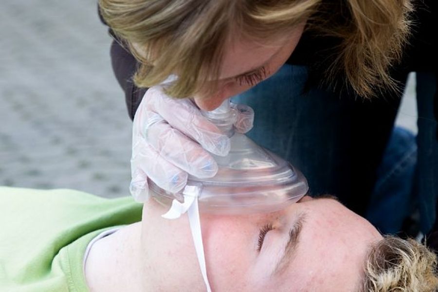 Veilig beademen tijdens reanimatie