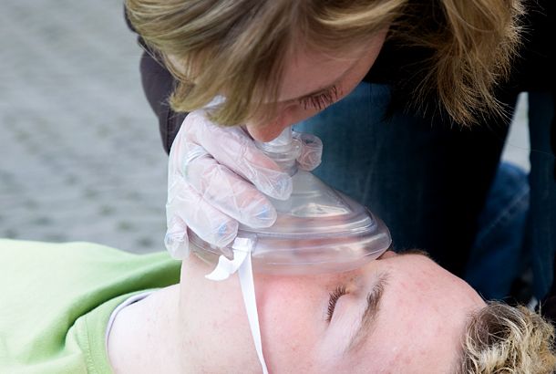 Beademen met beademingsmasker